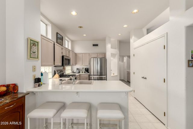 15206 W SKY HAWK Drive, Sun City West, AZ 85375