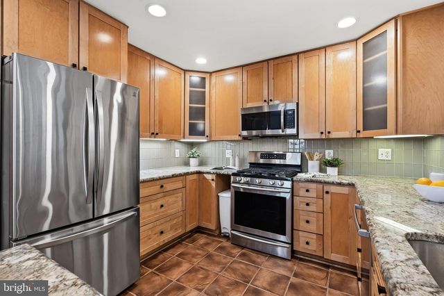 3402 CHARLESON ST, Annandale, VA 22003