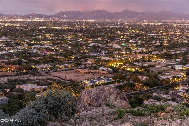 7080 N INVERGORDON Road -, Paradise Valley, AZ 85253