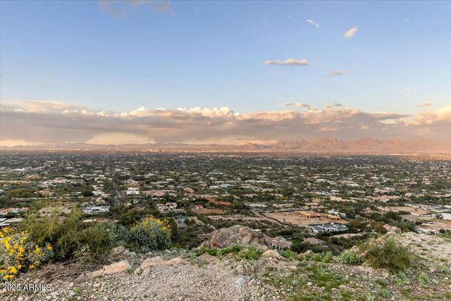 7080 N INVERGORDON Road -, Paradise Valley, AZ 85253