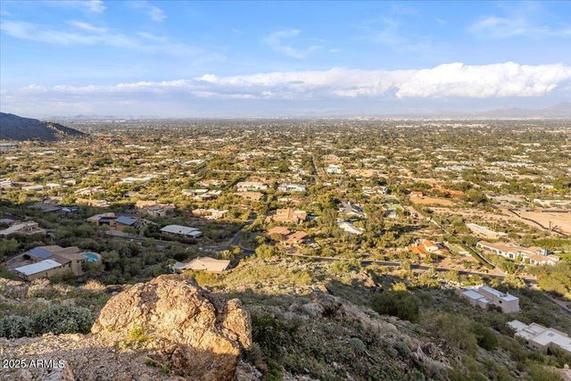 7080 N INVERGORDON Road -, Paradise Valley, AZ 85253