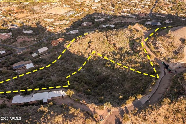 7080 N INVERGORDON Road -, Paradise Valley, AZ 85253