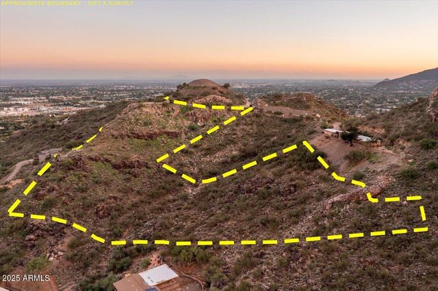 7080 N INVERGORDON Road -, Paradise Valley, AZ 85253