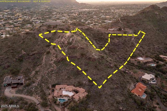 7080 N INVERGORDON Road -, Paradise Valley, AZ 85253
