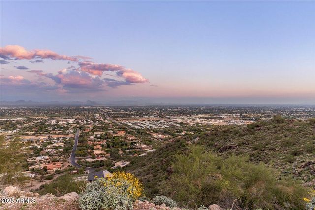 7080 N INVERGORDON Road -, Paradise Valley, AZ 85253