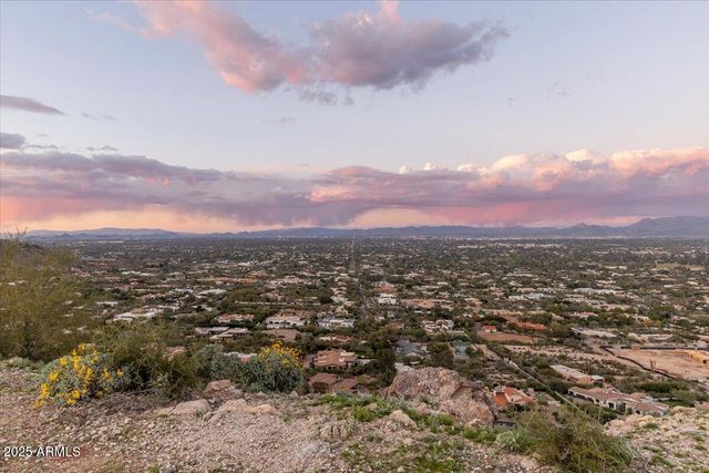 7080 N INVERGORDON Road -, Paradise Valley, AZ 85253