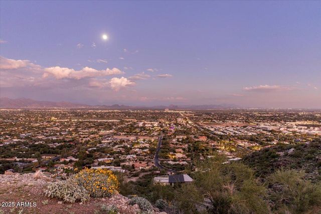 7080 N INVERGORDON Road -, Paradise Valley, AZ 85253