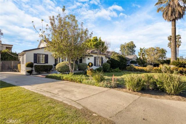 6331 Murietta, Valley Glen, CA 91401