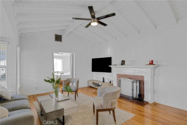 6331 Murietta, Valley Glen, CA 91401