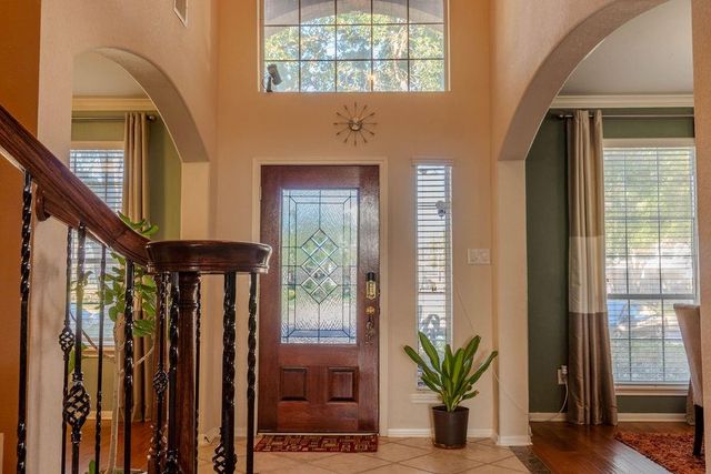 2010 Mountain Creek Street E, Pearland, TX 77584