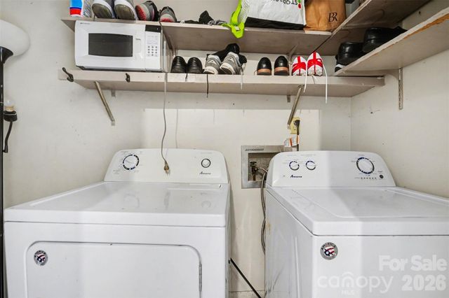 1535 Lansdale Drive G, Charlotte, NC 28205