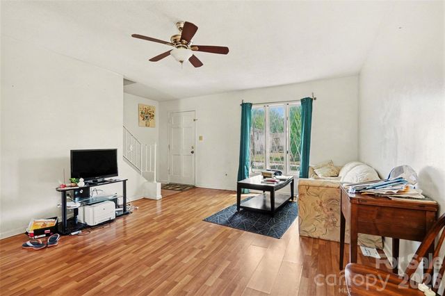 1535 Lansdale Drive G, Charlotte, NC 28205