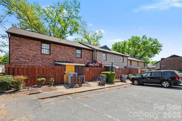 1535 Lansdale Drive G, Charlotte, NC 28205