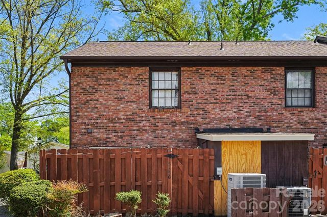 1535 Lansdale Drive G, Charlotte, NC 28205