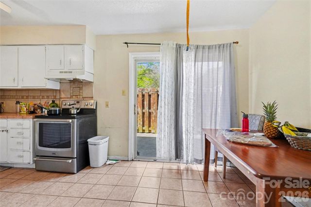 1535 Lansdale Drive G, Charlotte, NC 28205