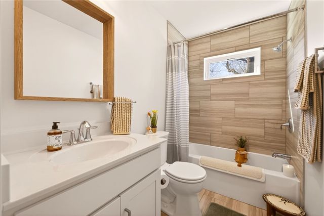 187 Chapel Street, Canandaigua City, NY 14424