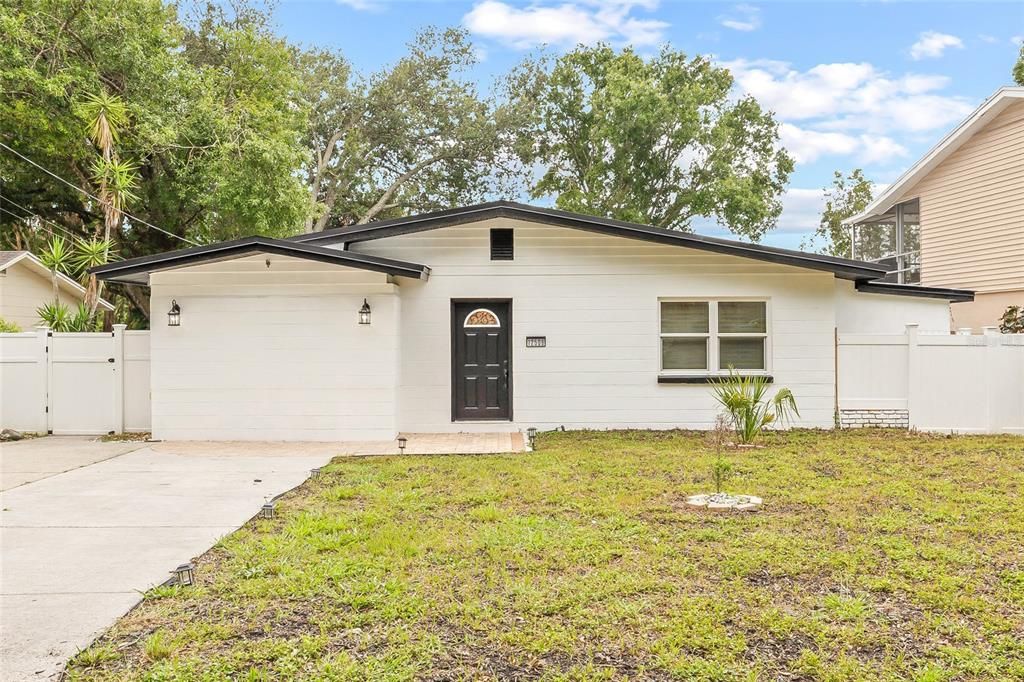 12506 FOREST HILLS DRIVE, Tampa, FL 33612