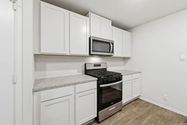 15606 Smoky Honeyeater, San Antonio, TX 78253