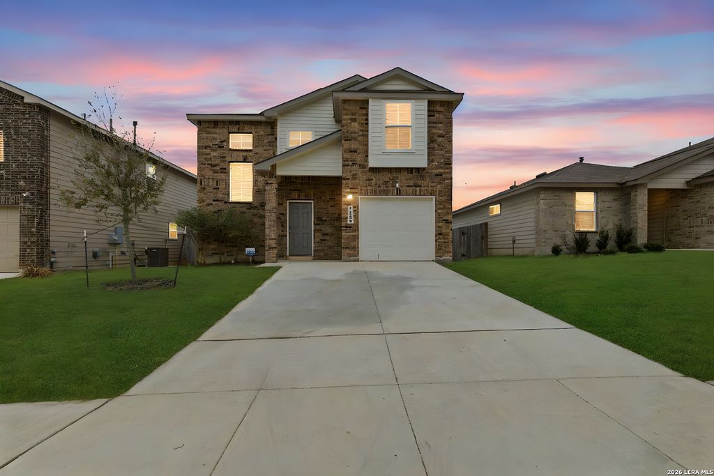 15606 Smoky Honeyeater, San Antonio, TX 78253