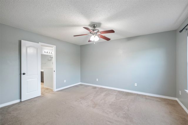 905 Elizabeth Drive, Lewisville, TX 75067