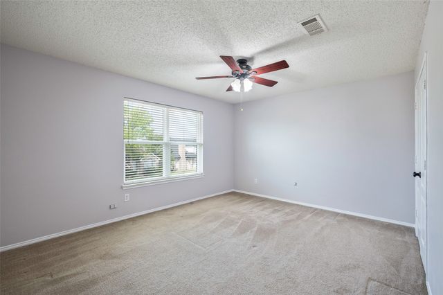 905 Elizabeth Drive, Lewisville, TX 75067