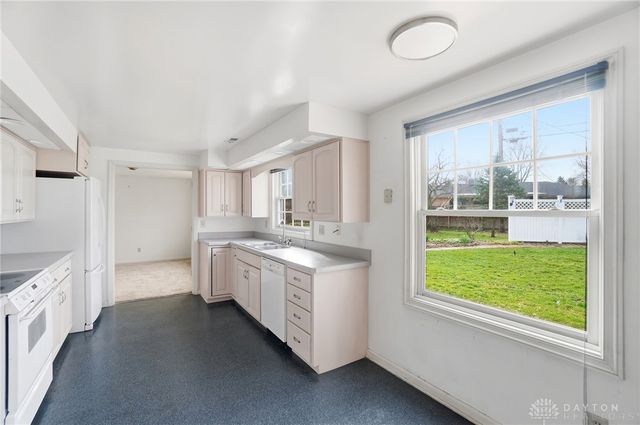 1212 Laurelwood Road, Kettering, OH 45409