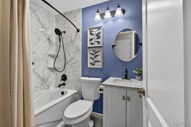 1011 Ferngate Lane, Creve Coeur, MO 63141