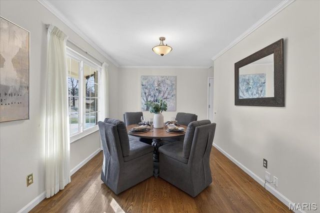 1011 Ferngate Lane, Creve Coeur, MO 63141