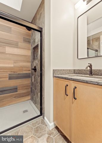 1629 E COMLY ST, Philadelphia, PA 19149