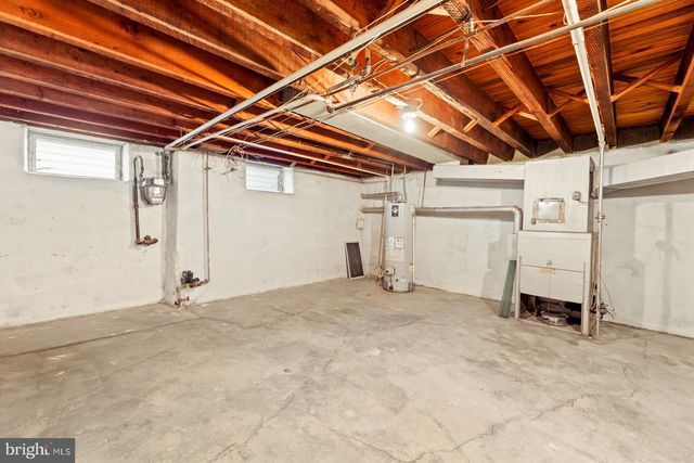 1629 E COMLY ST, Philadelphia, PA 19149