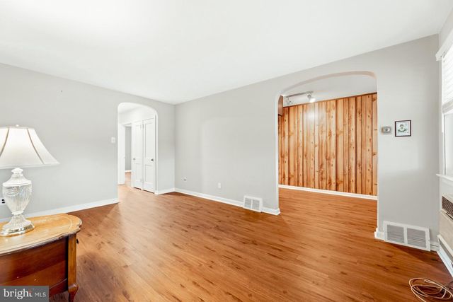 1629 E COMLY ST, Philadelphia, PA 19149