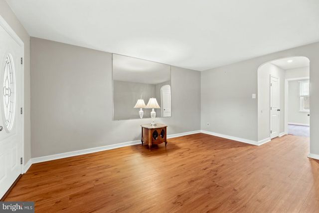 1629 E COMLY ST, Philadelphia, PA 19149