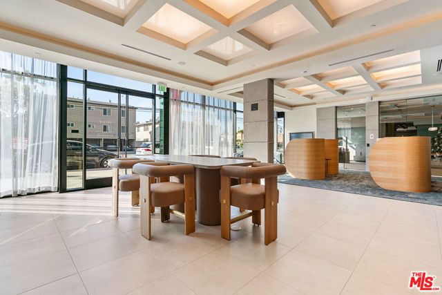 3688 Overland Avenue 616, Los Angeles, CA 90034