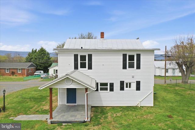 333 HONEYVILLE AVE, Stanley, VA 22851