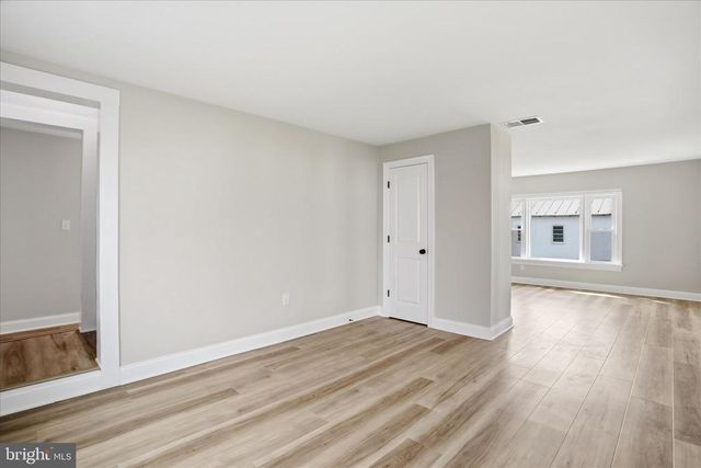 333 HONEYVILLE AVE, Stanley, VA 22851