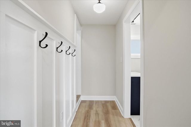 333 HONEYVILLE AVE, Stanley, VA 22851