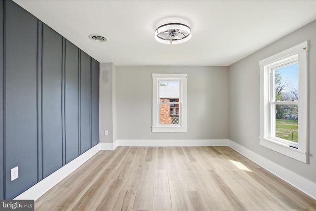 333 HONEYVILLE AVE, Stanley, VA 22851