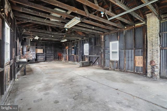 333 HONEYVILLE AVE, Stanley, VA 22851