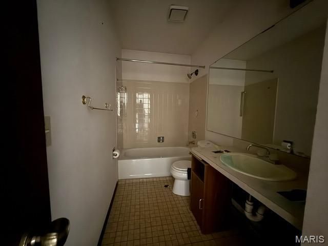 12910 Autumn View Drive, St Louis, MO 63146