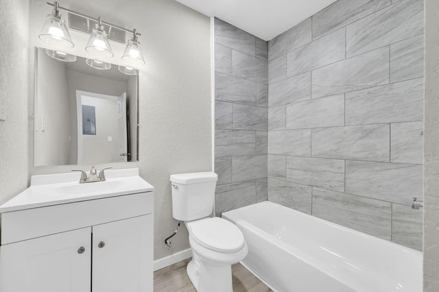 119 NE Fulmar Circle, Fort Walton Beach, FL 32548