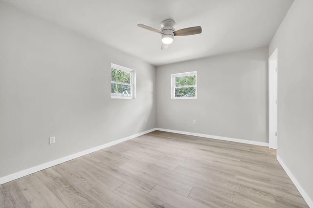 119 NE Fulmar Circle, Fort Walton Beach, FL 32548