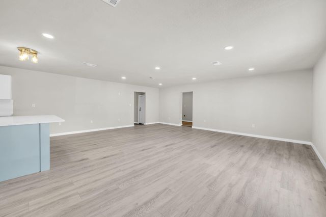 119 NE Fulmar Circle, Fort Walton Beach, FL 32548