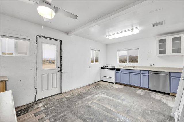 7124 Wall Street, Yucca Valley, CA 92284