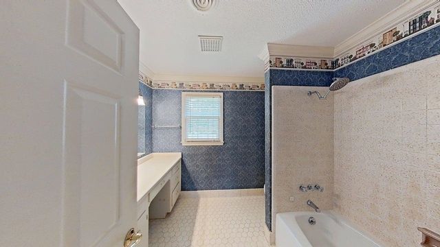 628 Perrin Drive, Spartanburg, SC 29307