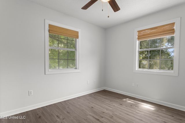 2804 Beachview Drive, Ocean Springs, MS 39564