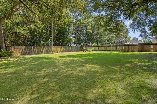 2804 Beachview Drive, Ocean Springs, MS 39564