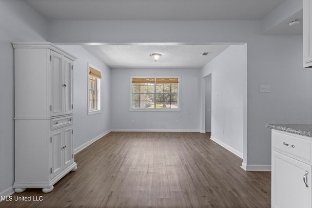 2804 Beachview Drive, Ocean Springs, MS 39564