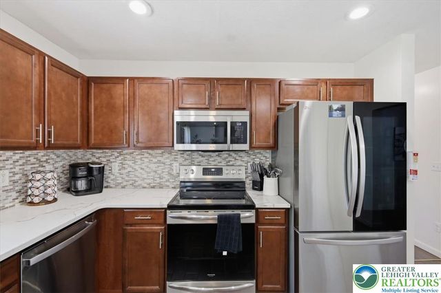 1091 Clover Road, Tunkhannock Twp, PA 18334