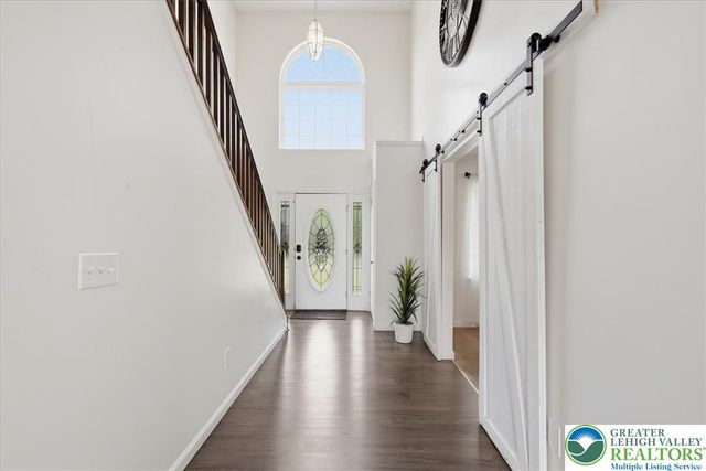 1091 Clover Road, Tunkhannock Twp, PA 18334