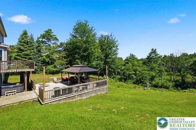 1091 Clover Road, Tunkhannock Twp, PA 18334